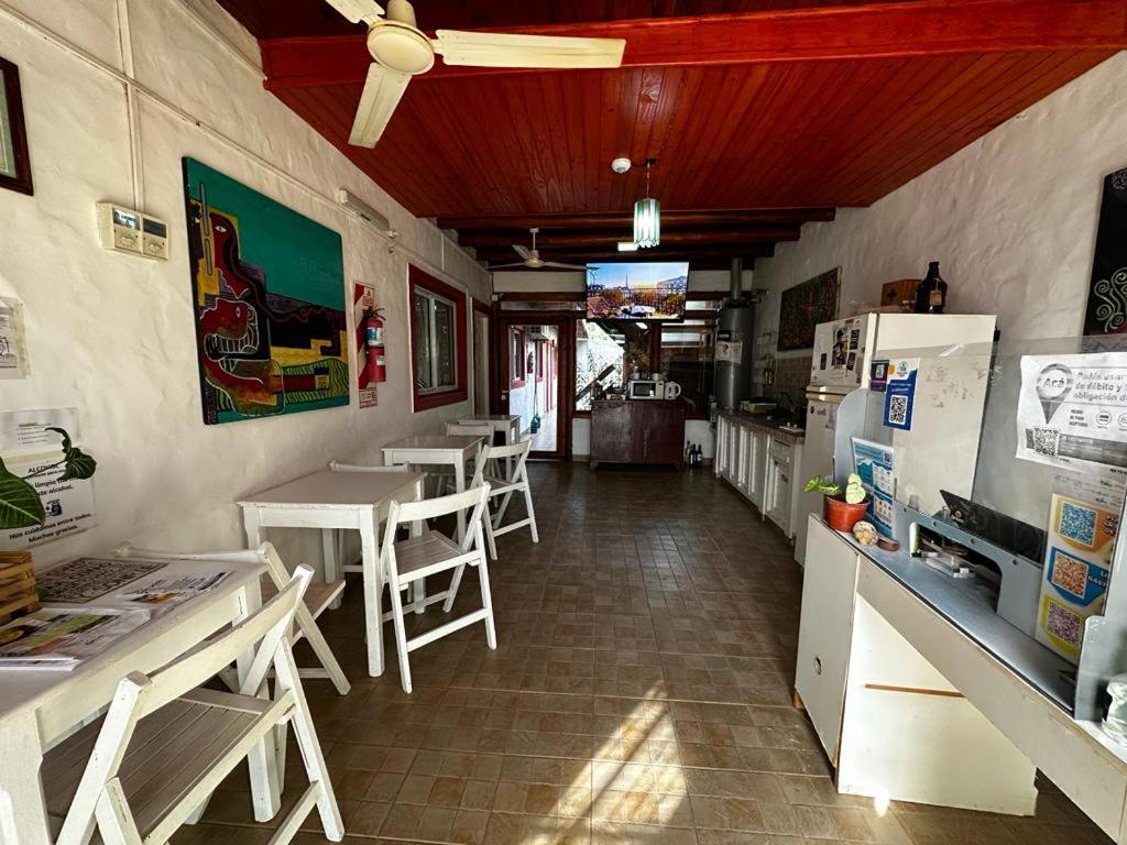 Posada Costa Del Sol Колон Экстерьер фото